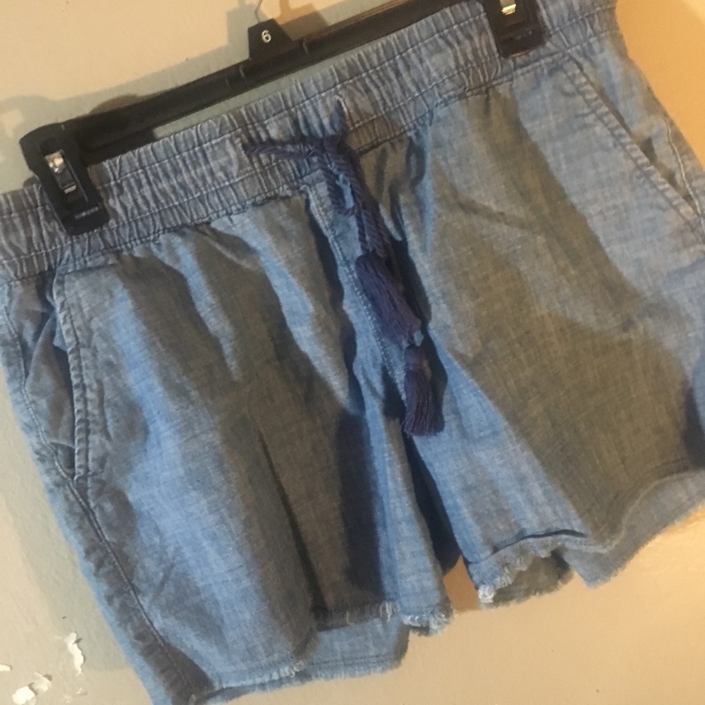 Shorts - Picture 6 of 7